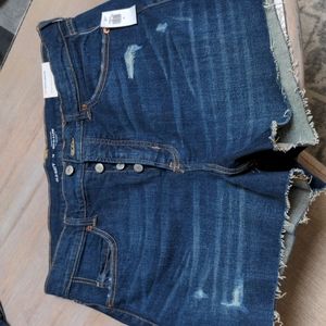 Higher high rise sky-high A-line short